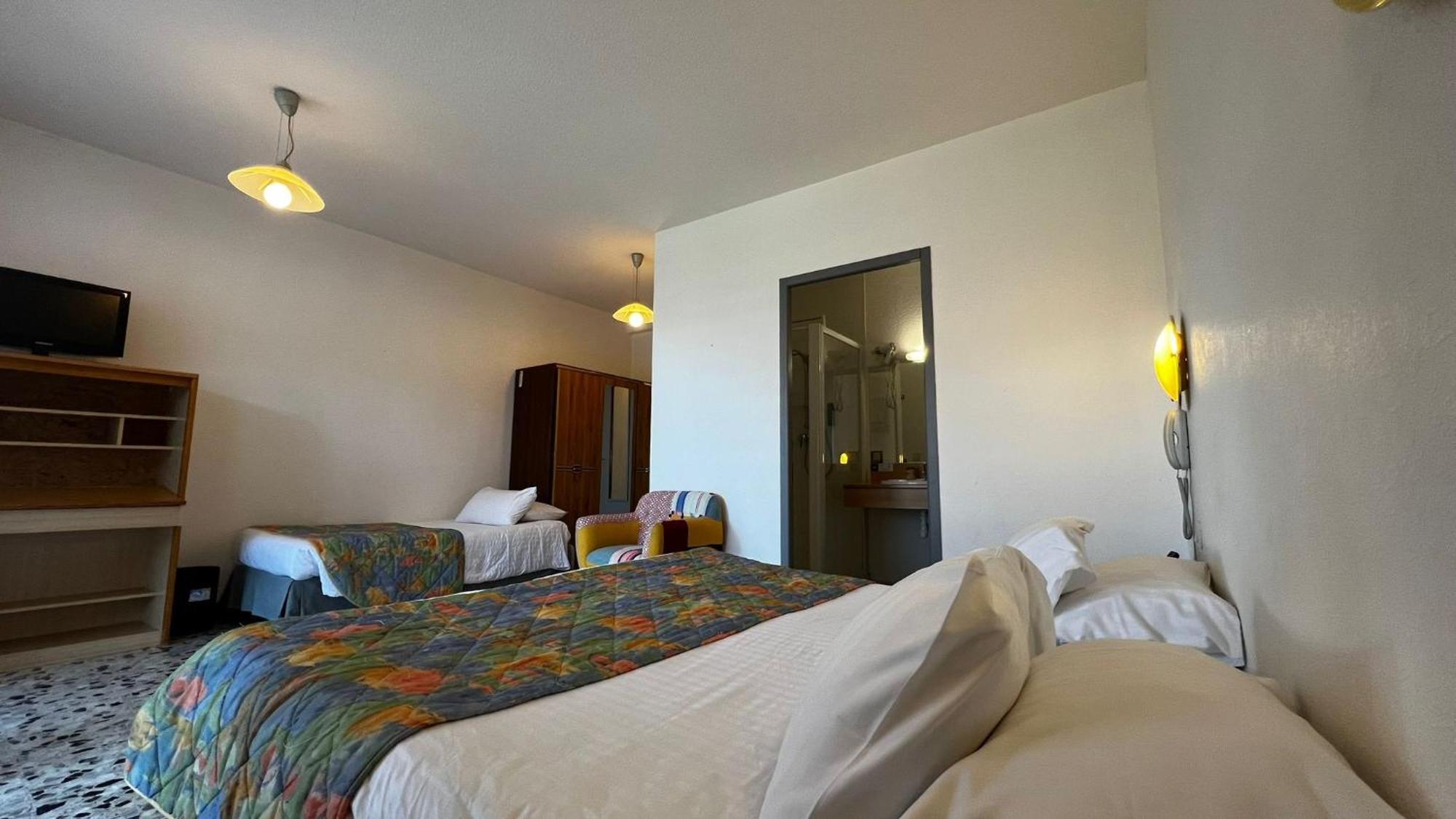 Logis Eden Hotel 3*